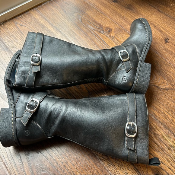 Born EUC Women’s Size 10 Black Leather Delano Boots - Picture 1 of 9